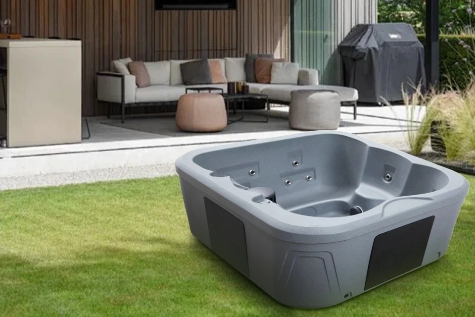page-829-500 Roto Molded Hot Tub